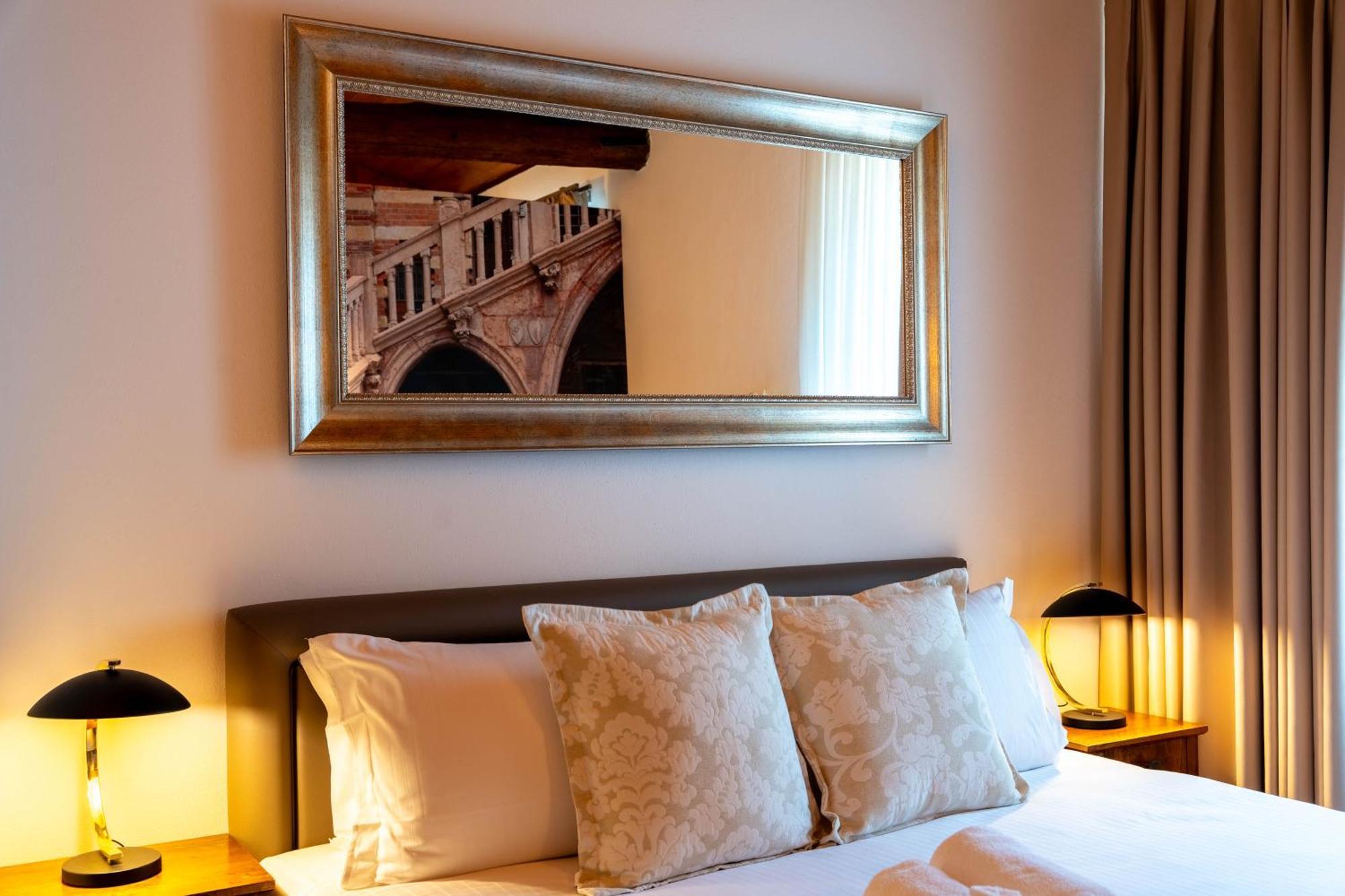 Palazzo Ristori Apartment Verona Bagian luar foto