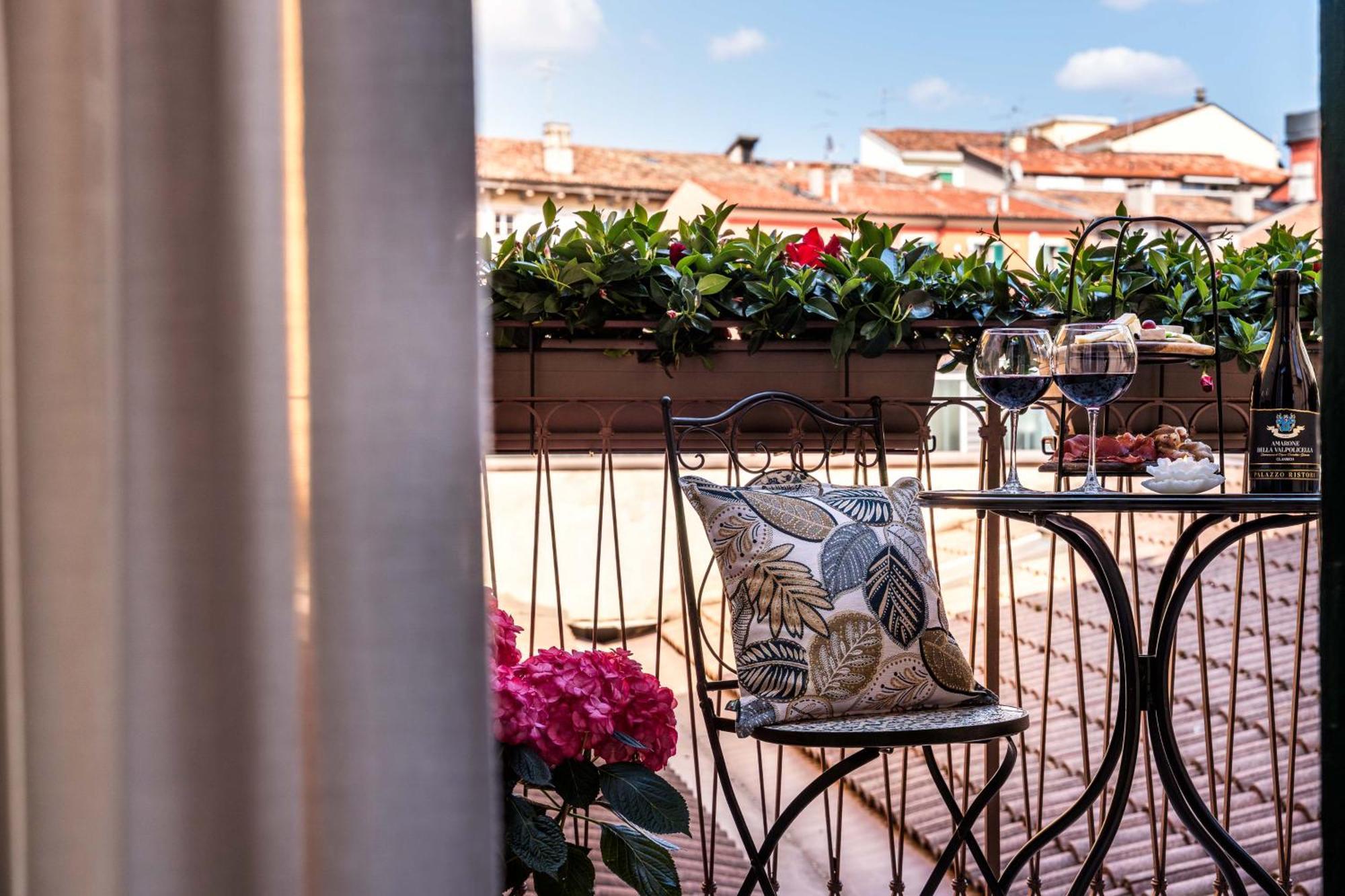 Palazzo Ristori Apartment Verona Bagian luar foto