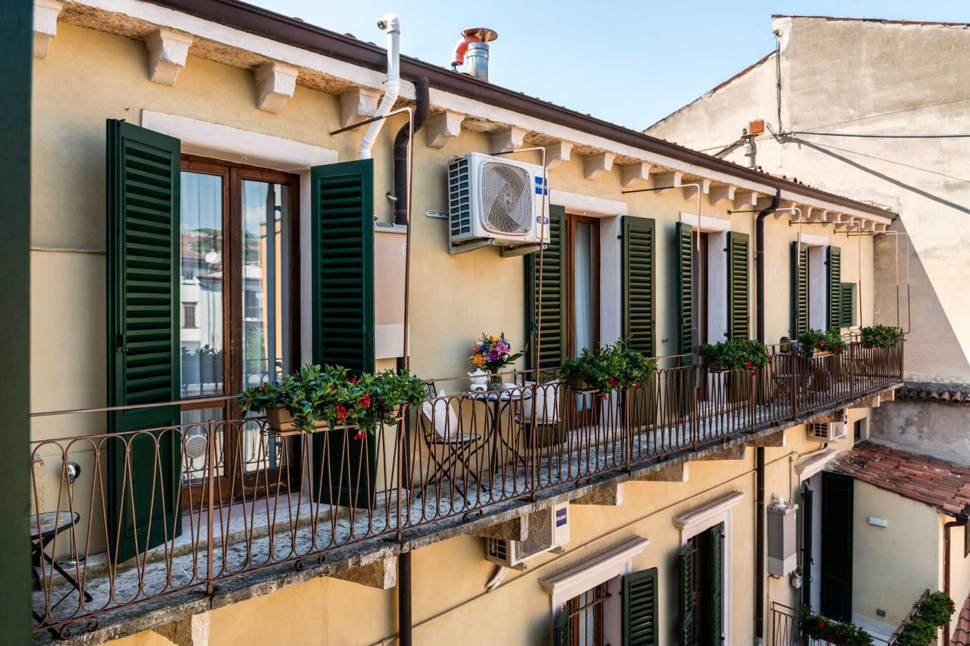 Palazzo Ristori Apartment Verona Bagian luar foto